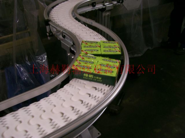 轉(zhuǎn)彎輸送機是怎么轉(zhuǎn)彎的？